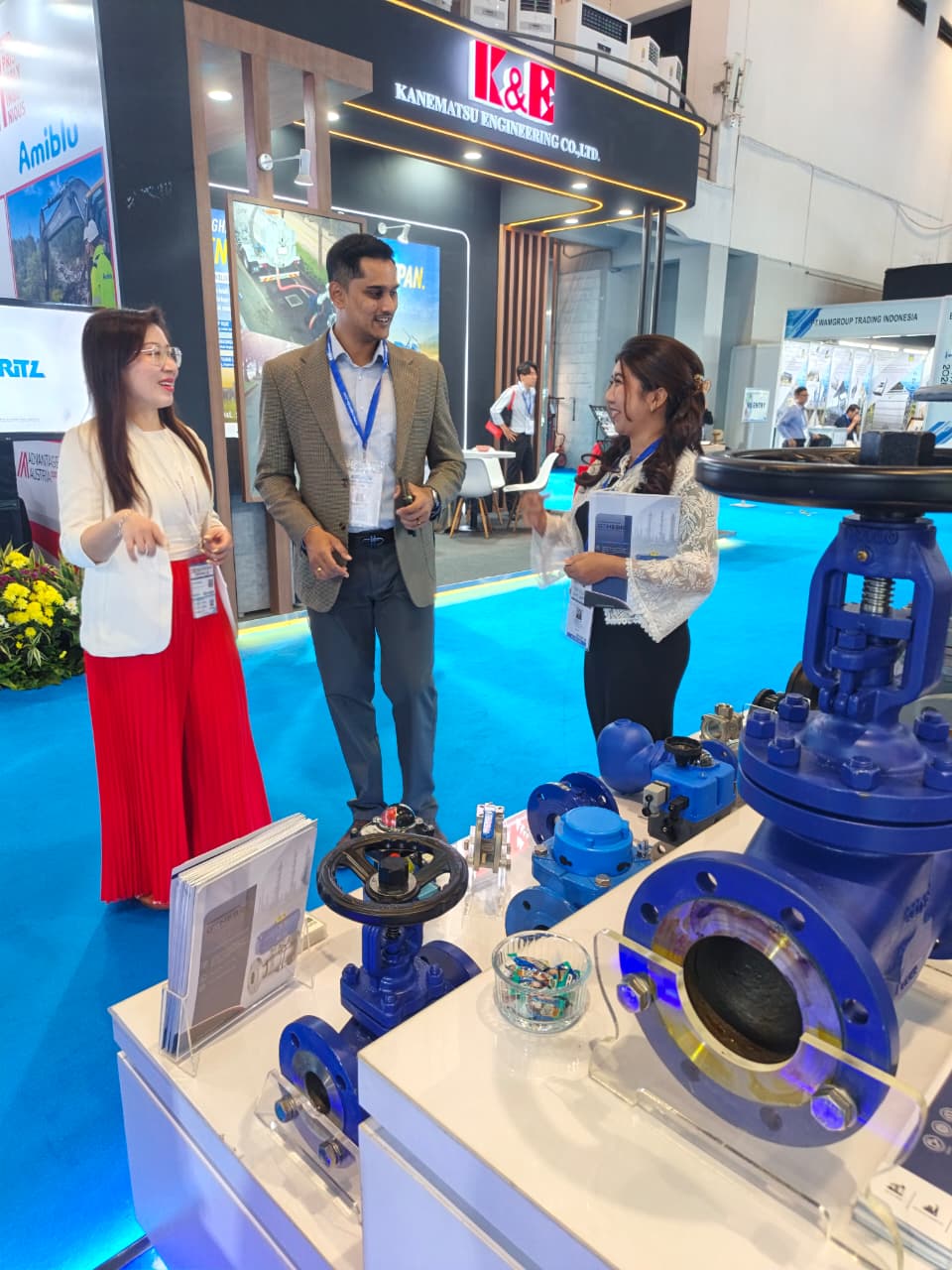 PT Lamindo Prima Mandiri team discussing GENEBRE valve solutions with visitor at INDO WATER 2026